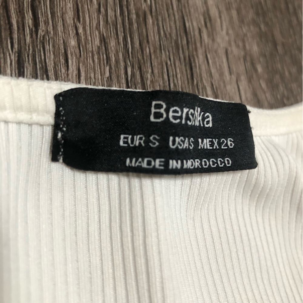 Bershka White Ribbed Ring Detail O-Ring Crop Top - Small - Picture 3 of 8